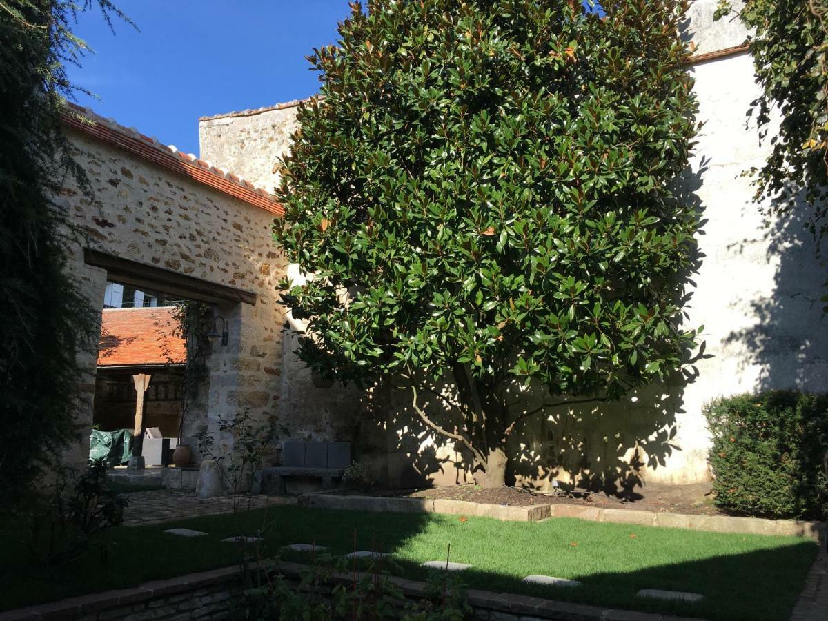 La Maison D'emilie - D'hotes Chaumes-en-Brie